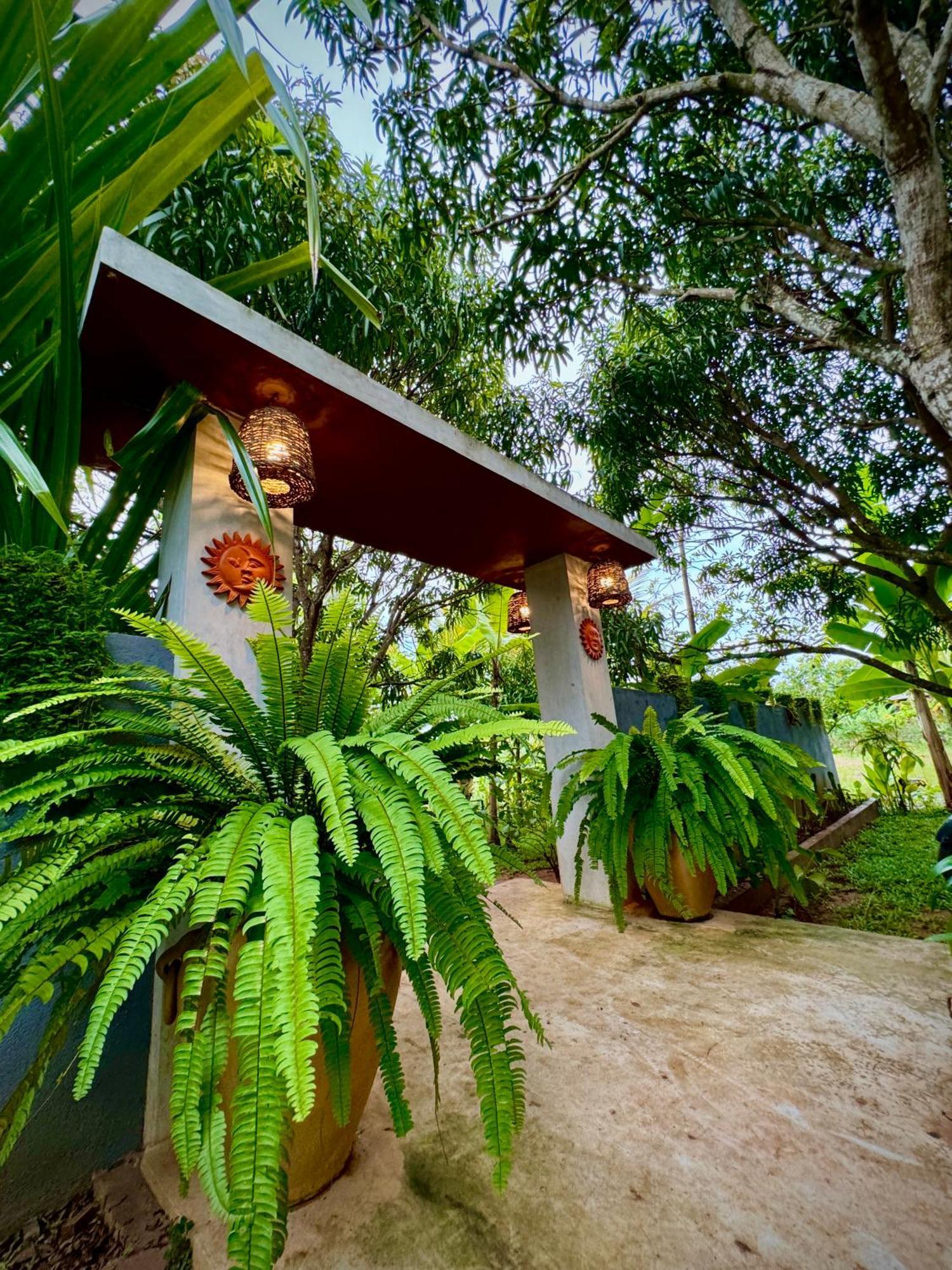 Richards Cabanas Tissamaharama Exteriér fotografie
