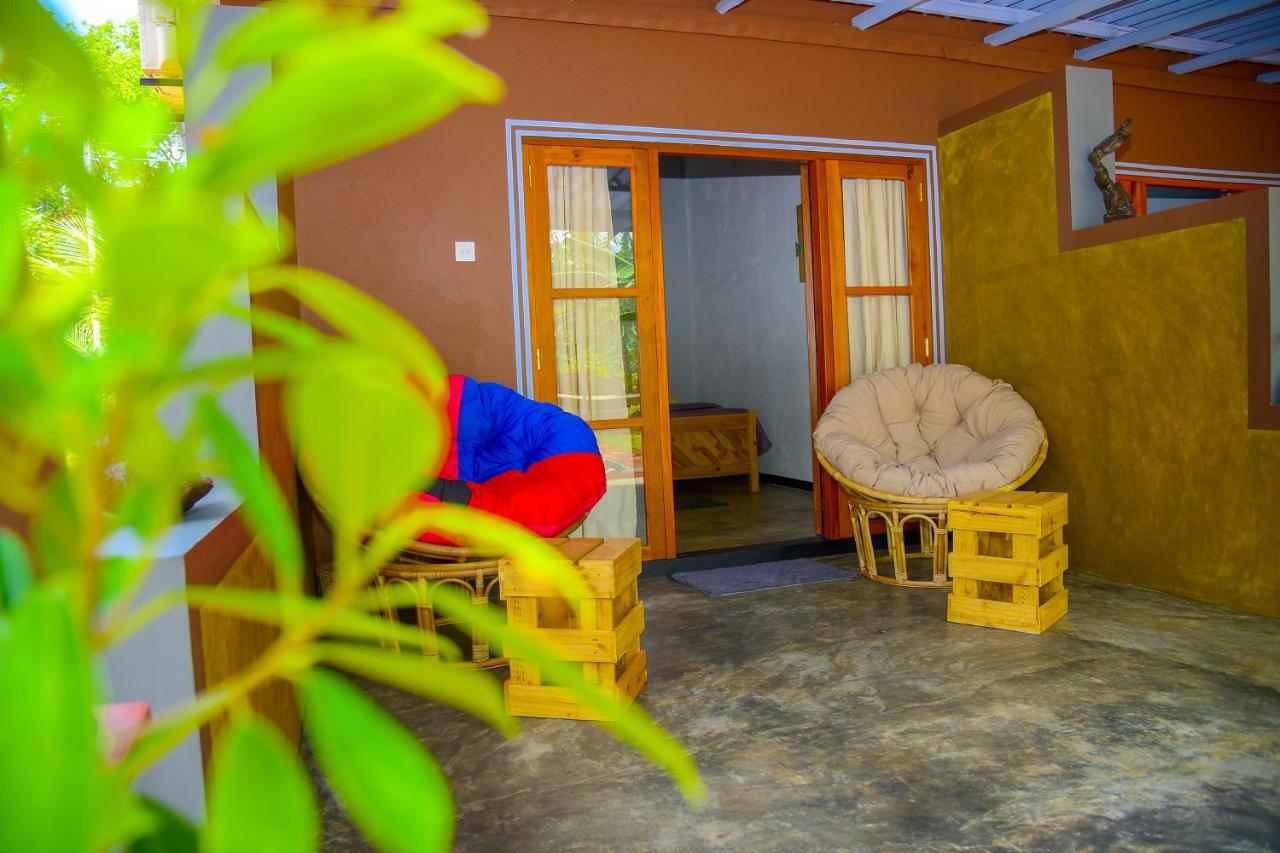 Richards Cabanas Tissamaharama Exteriér fotografie